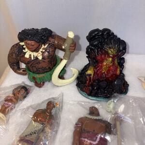 Moana Figure Toy Lot Maui Heihei Pua Mom Dad Tamatoa Tui Sina Kakamora Set Of 10